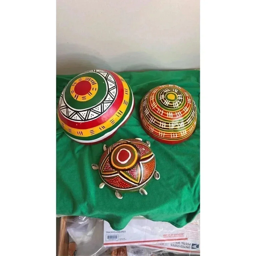 Vintage Set of 3 Wall Hanging Bowls Gourd Colorful handpainted Aztec Tribal Them